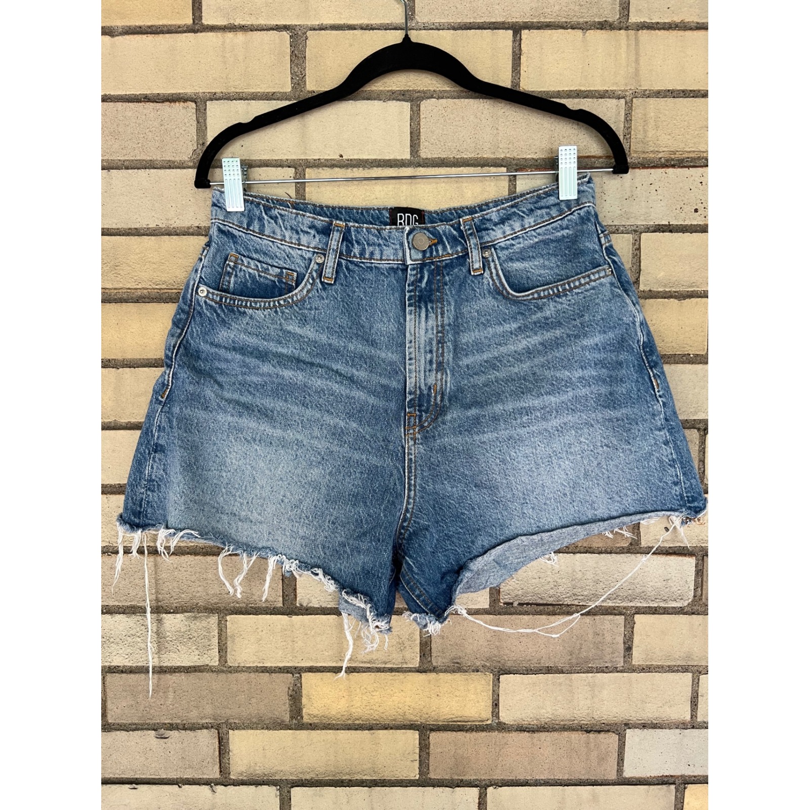Bdg Urban Outfitters High Rise Raw Hem Denim Shorts Medium Wash Size 30